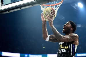 Tajriku Džonsu nijansa falila do MVP-a kola